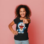 Camiseta Doraemon negra