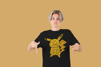 Camiseta Pikachu negra