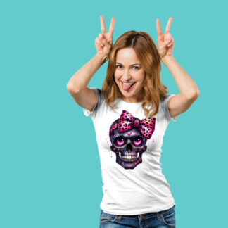 Camiseta calavera corazones blanca